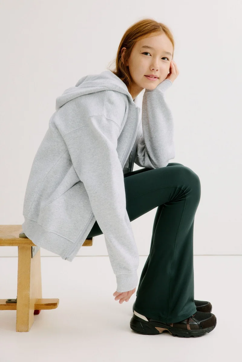 اتش اند ام لغينغز رياضي بحافة واسعة من نسيج دراي موف™