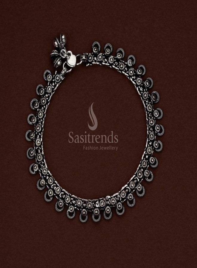 Sasitrends Oxidised German Silver Antique Tribal Designer Payal with Ghungroo Bells Anklet for Women - Image 3