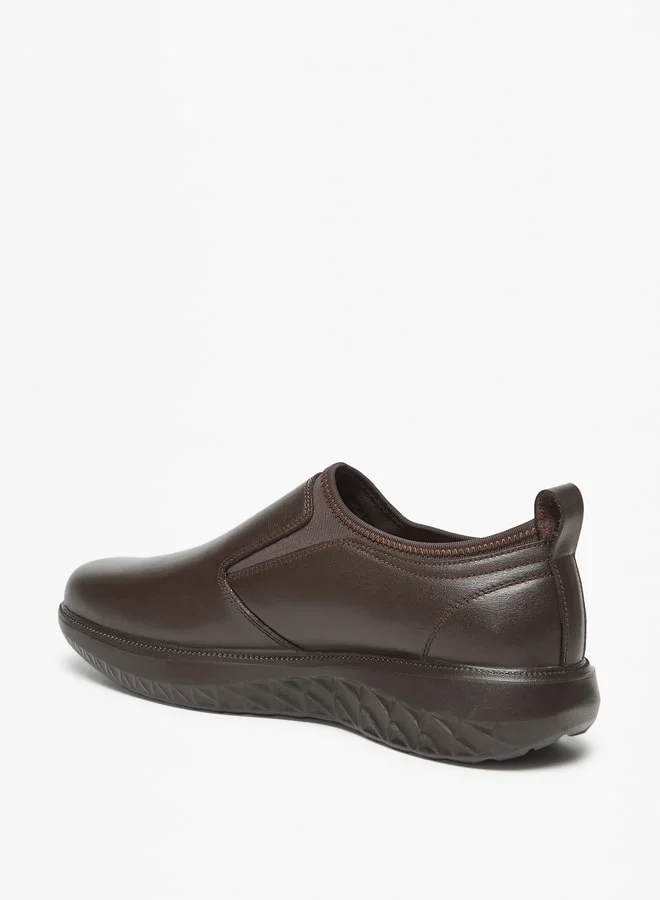 لو كونفورت Men Solid Slip-On Loafers