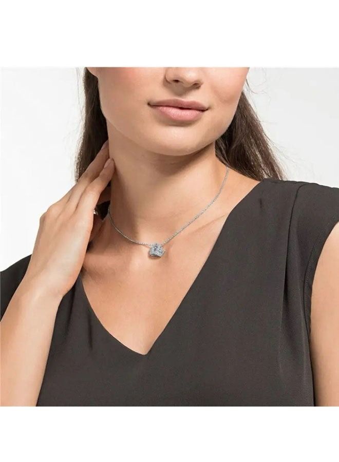 Chomel Bee A Queen Necklace - Image 2