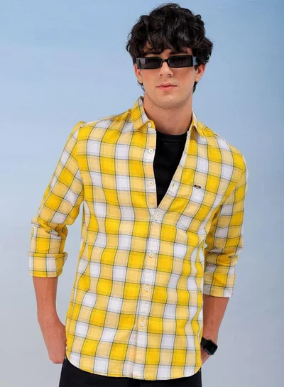 The Indian Garage Co Men Slim Fit Checkered Full Sleeves Cutaway Collar Casual Shirt