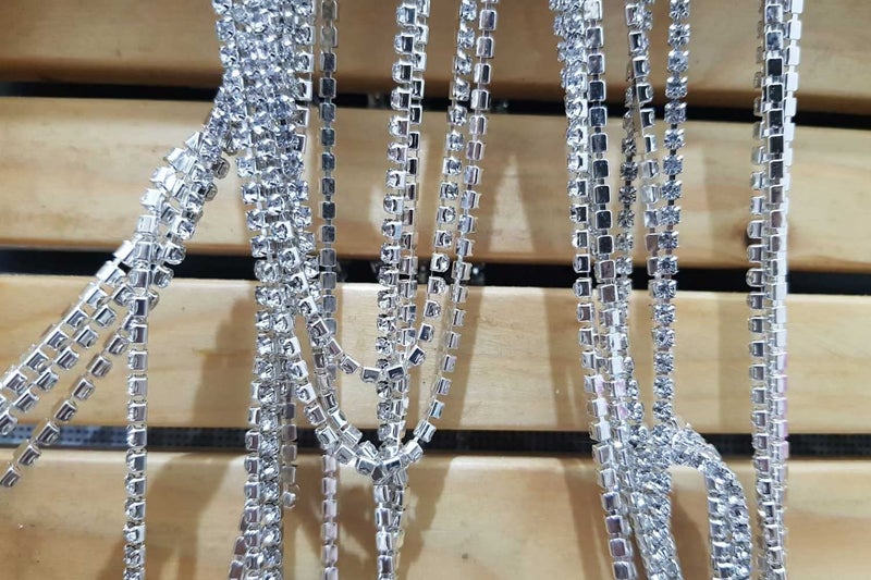 Mohan Shoppe Stone Chain Cup Chain Rhinestone Chain for jewllery Making etc. - Size- 6,12,16 no.Pack of 5 Meters (6 no.(1mm), Silver) - Image 3