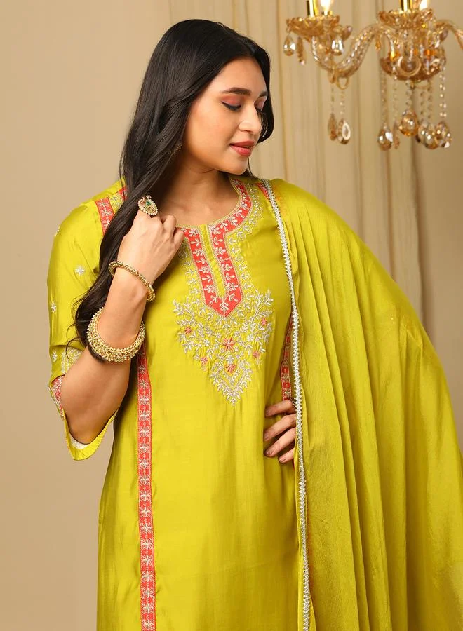 globus Zari Embroidered Yoke Paneled Straight Kurta, Pants and Lace Detail Dupatta Festive Set