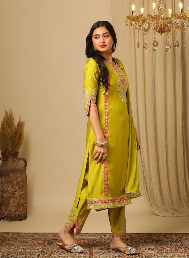 globus Zari Embroidered Yoke Paneled Straight Kurta, Pants and Lace Detail Dupatta Festive Set