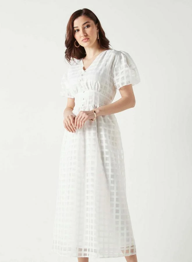 2Xtremz 2Xtremz All-Over Checked Midi Dress with V-neck and Balloon Sleeves