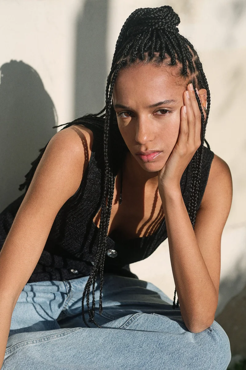 اتش اند ام معطف بطول الخصر من الجيرسيه المزخرف