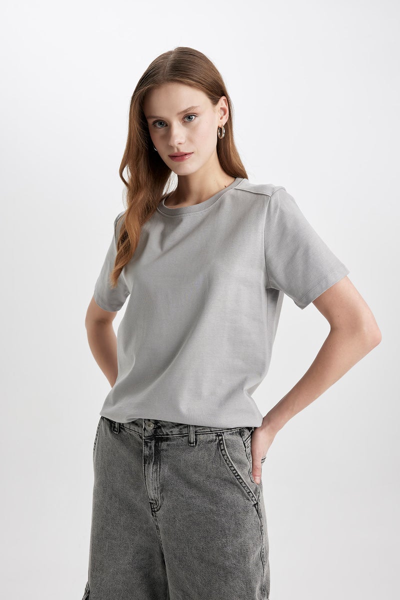 DeFacto Woman Regular Fit Crew Neck Premium Short Sleeve T-Shirt  - Image 4