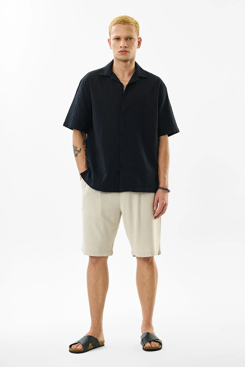 سنيتش Beige Textured Regular Fit Shorts