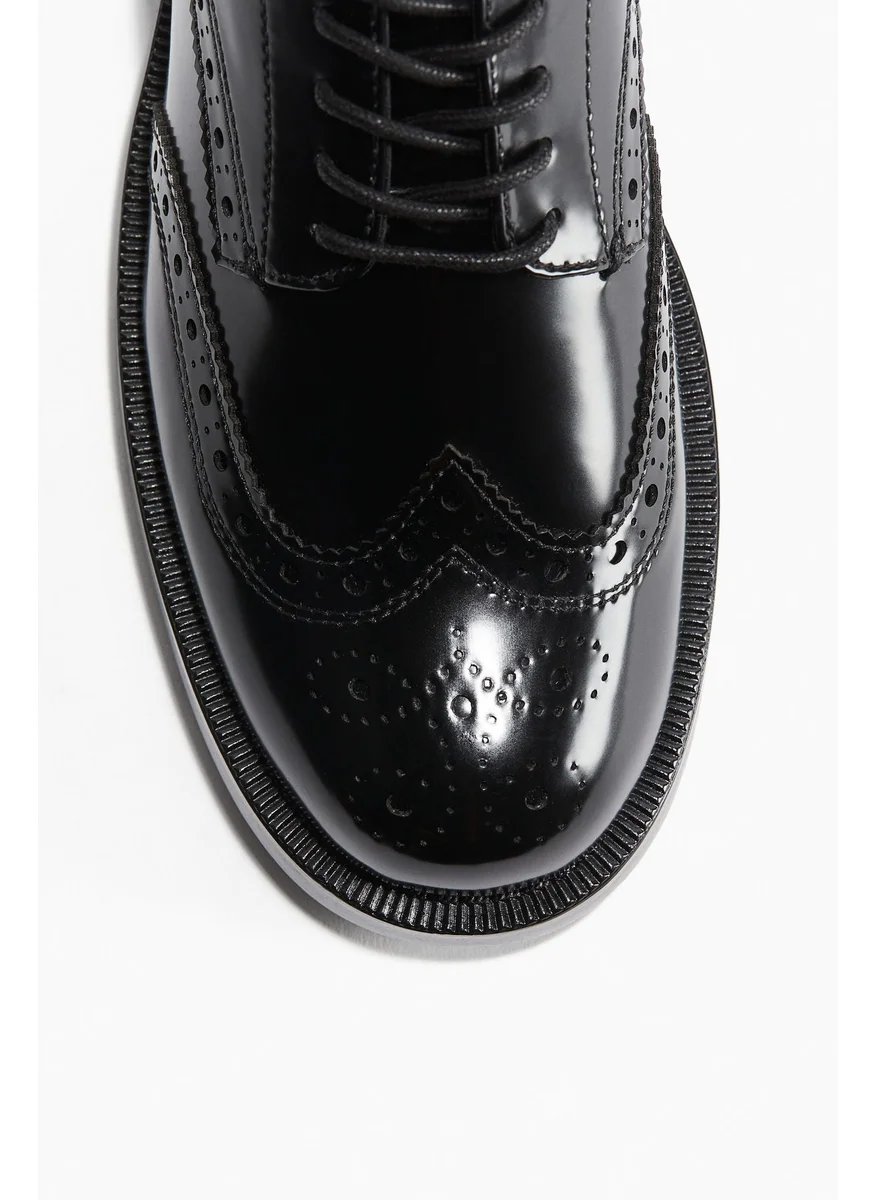اتش اند ام Brogues