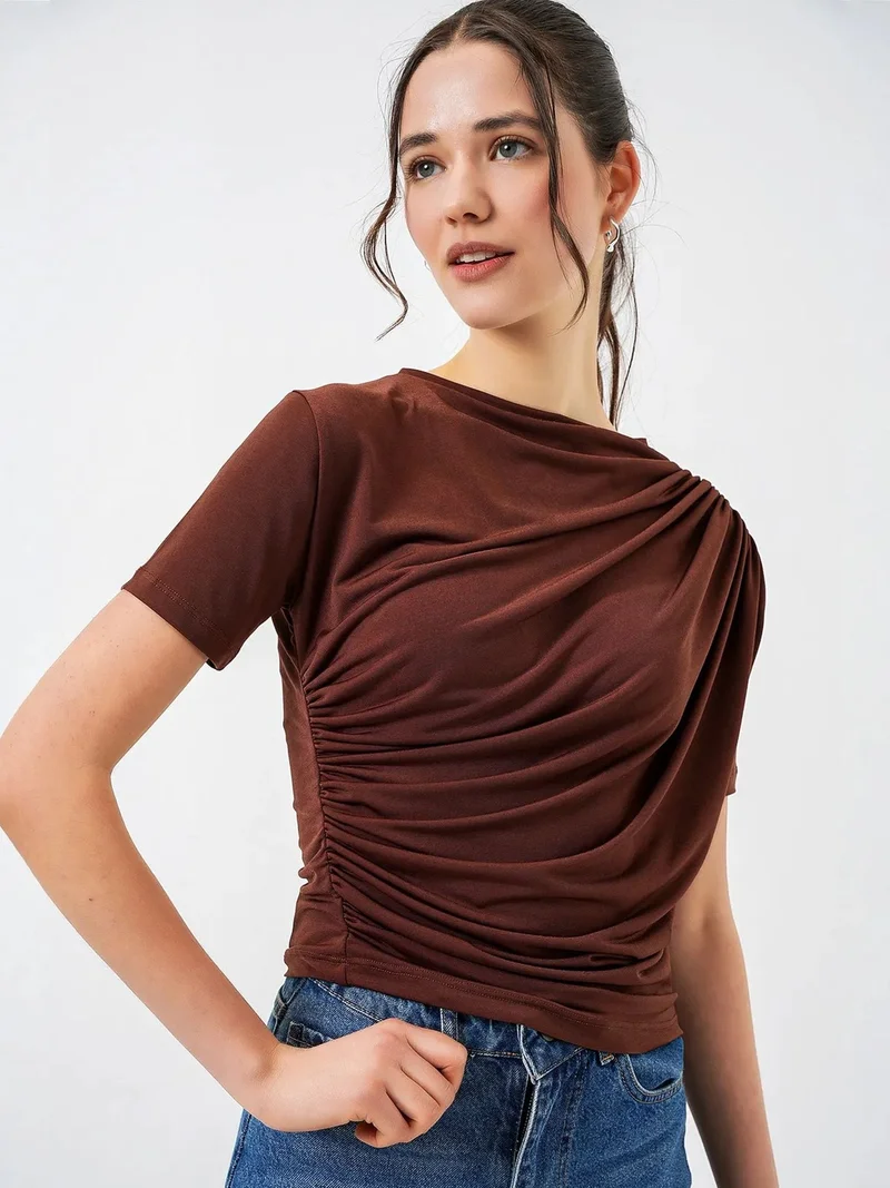 بيغ دارت BDART Fitted Ruffle Detail Blouse with Crew Neck