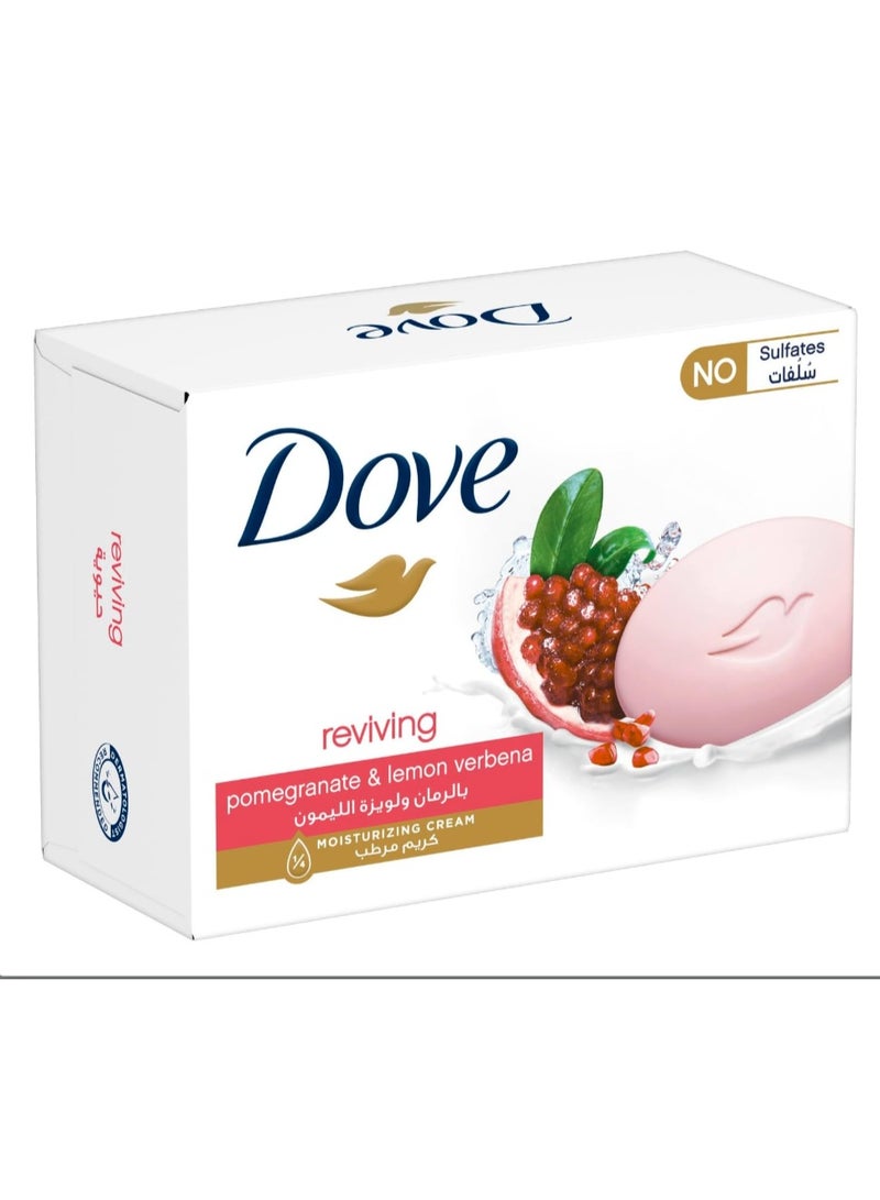 دوف صابون تجميل مُنعش (90 غرام) برائحة الرمان و اللويزة الليمونية مع كريم مرطب لبشرة مشرقة، تنظيف لطيف وتغذية عميقة - Image 1