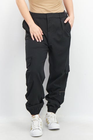 Women Sportswear Fit Brand Logo Training Pants, Black - pzsku/ZE796D8B53DEAFC2AC7A3Z/45/1747056464/c9e2f5f3-384d-4776-a5f7-1aa8dad4baac