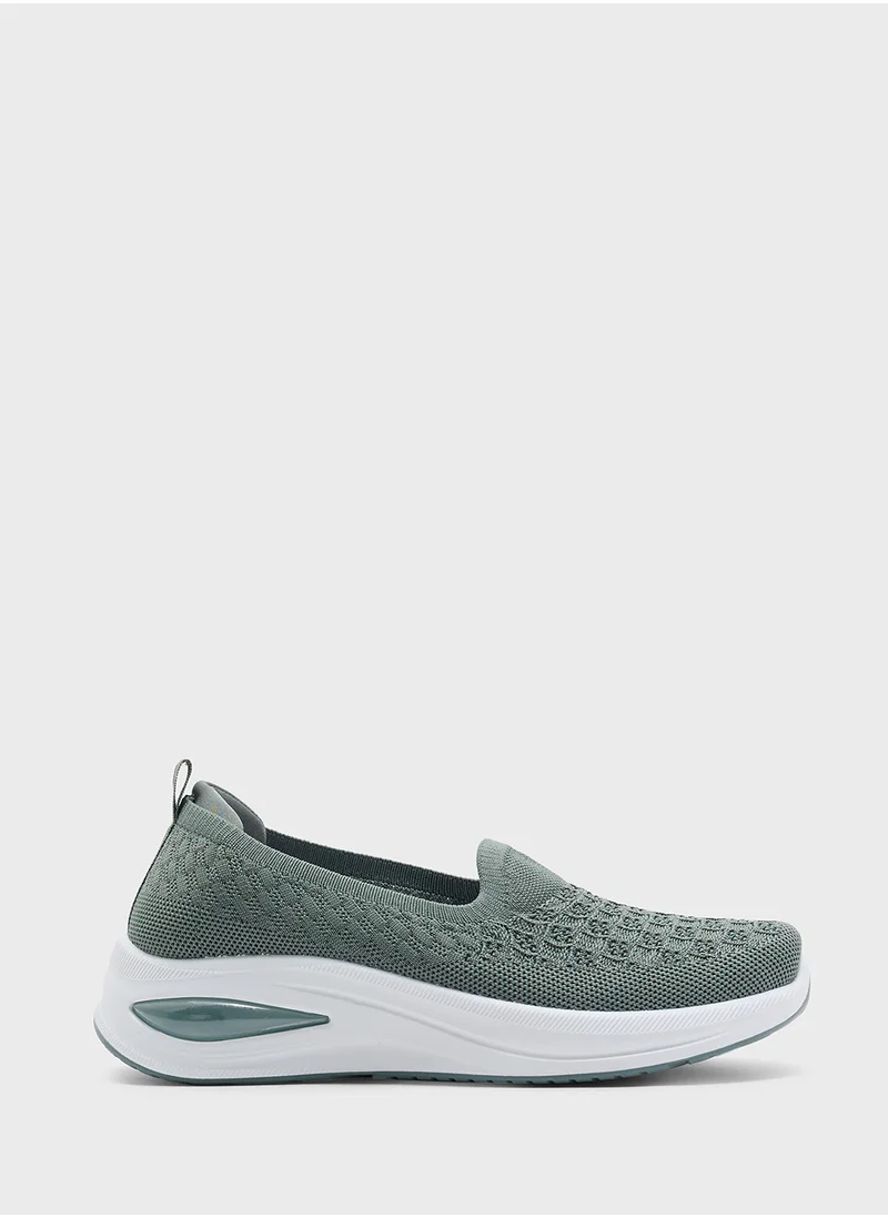 جينجر Fly Knit Slip On  Comfort Shoe