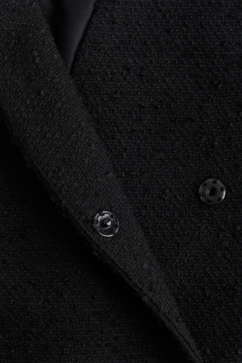 اتش اند ام فستان بقصّة بليزر من قماش بوكليه