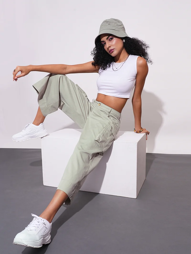 globus Women Cotton Mid-Rise Cargo Style Wide Leg Trousers