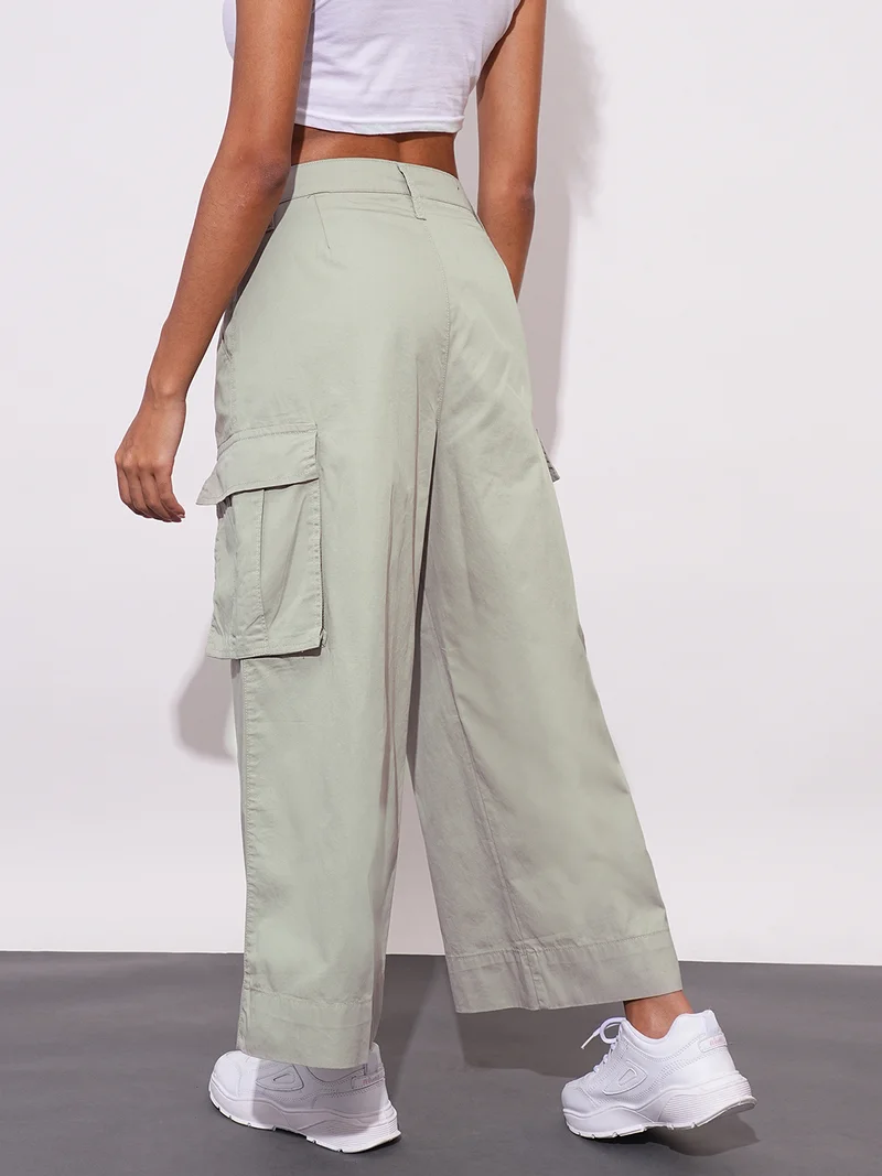 globus Women Cotton Mid-Rise Cargo Style Wide Leg Trousers