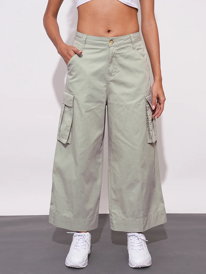 globus Globus Women Cotton Mid-Rise Cargo Style Wide Leg Trousers