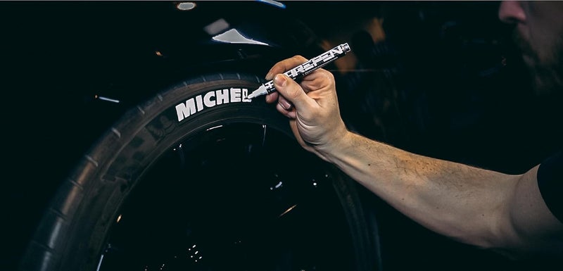 قلم طلاء كتابة الإطارات The Tire Pen (أبيض) - Image 3