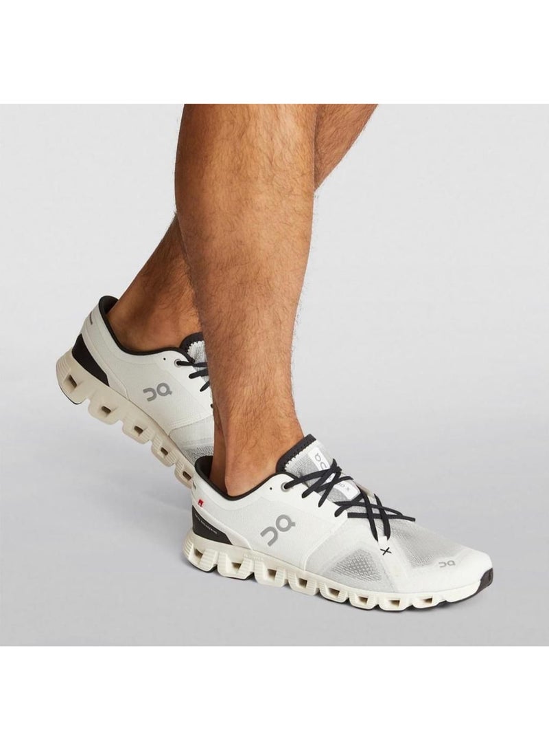On Running ON Cloud X 4 Sneakers - Image 1