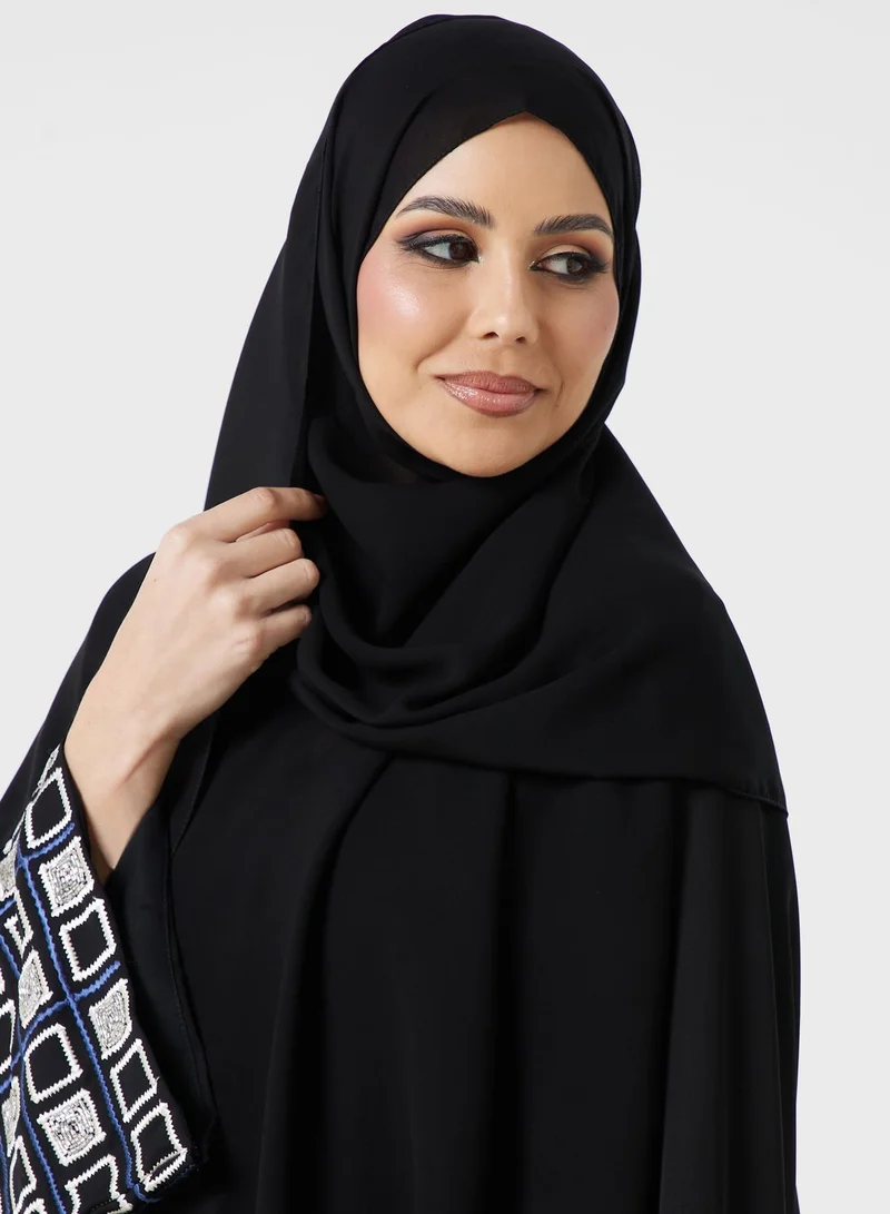 hayas closet Embellished V-Neck Abaya