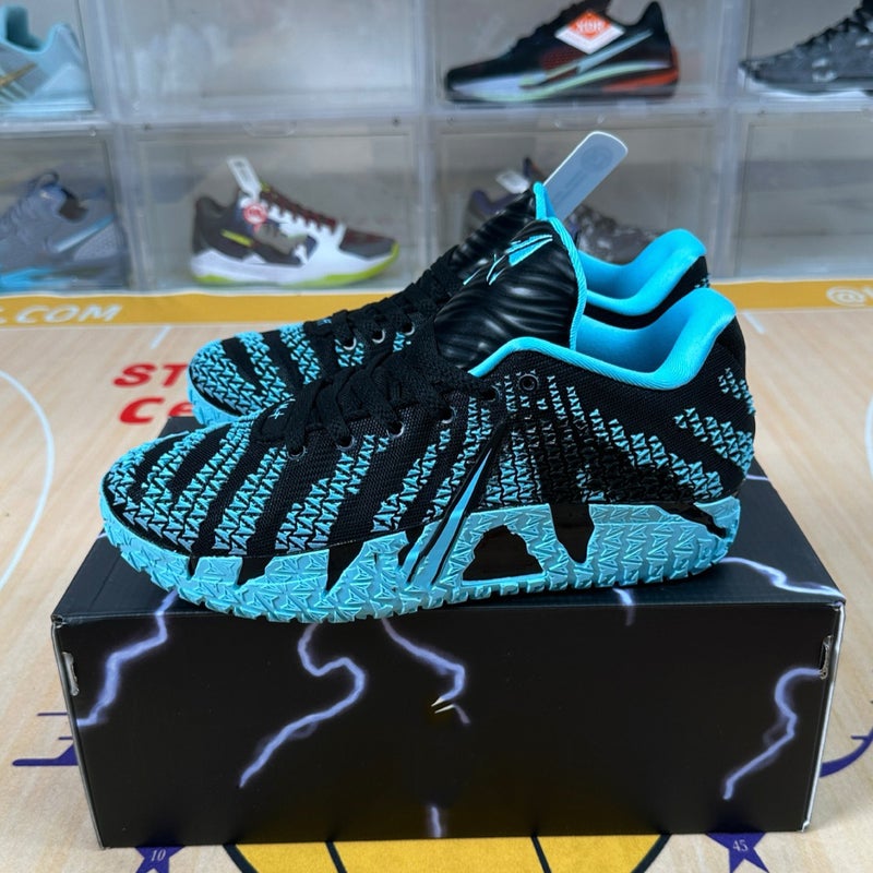 Unisex Low-Top Basketball Trainers with Breathable Mesh Upper and Non-Slip Rubber Sole - Image 1