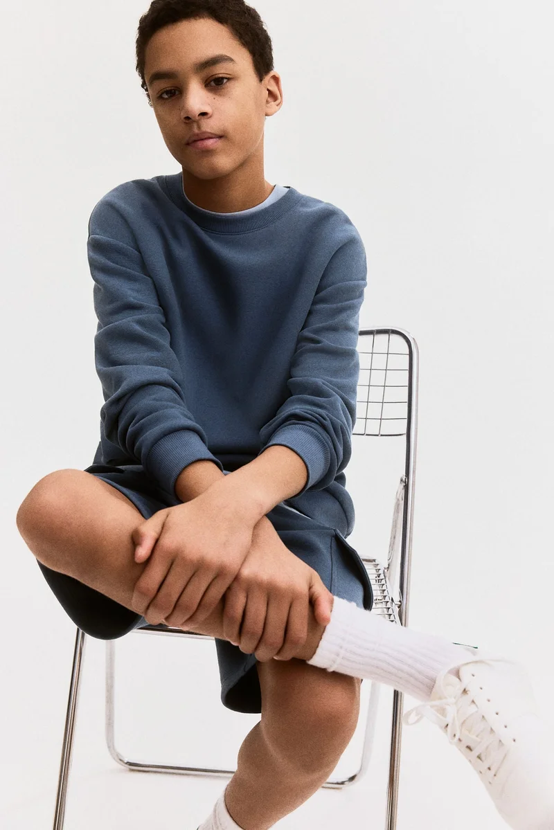 H&M 2-piece sweatshirt and shorts set