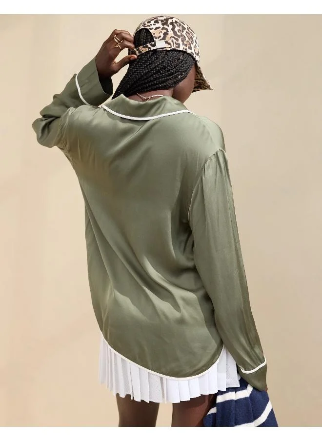 آري من امريكان ايجل Aerie Off-Duty Satin Shirt