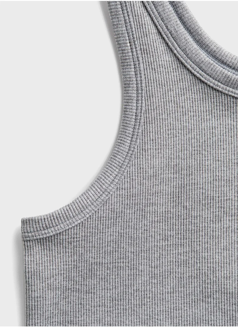 H&M Drymove™ Scoop Neck Cropped Vest Top