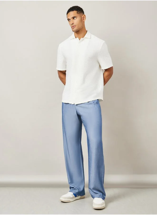 ستايلي Solid Relaxed Fit Pants with Fold Pleats
