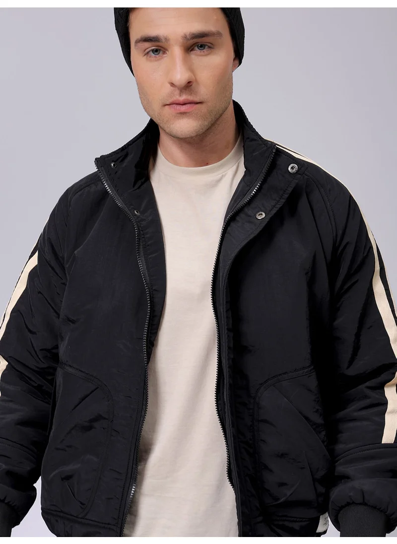 شركة المرآب الهندية Men Black Casual Slim Fit Plain Bomber Jacket