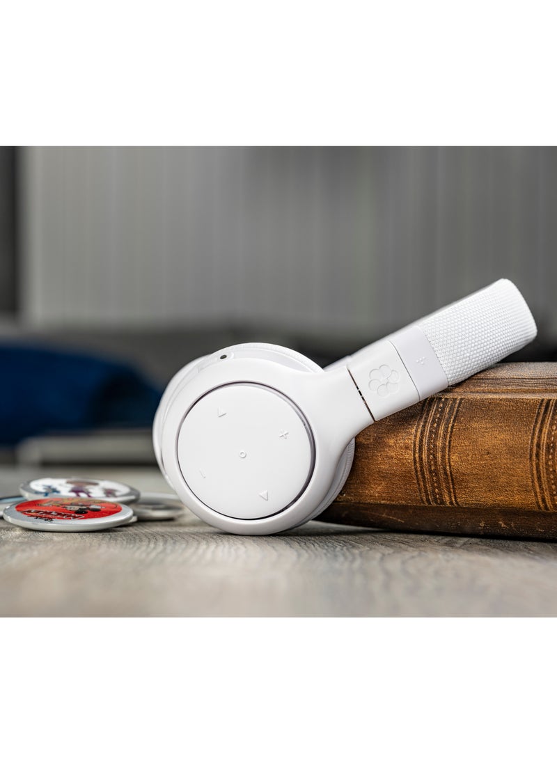 StoryPhones StoryPhones | Wireless Storytelling Headphones, Screen-free Learning & Entertainment for Kids 3 Yrs & Above, HeadPhone + 2x Shields Bundle, Travel & Relax / Create Your Own - Snow White  - Image 5