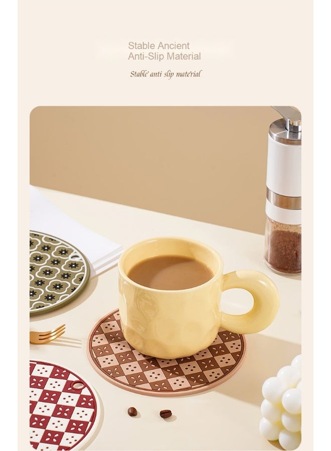 نيمي وسادة عازلة للحرارة بتصميم لوحة الشطرنج الزهور - Image 3