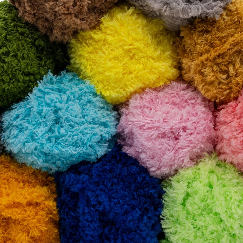 Estako Softy 100% Polyester Fluffy Soft Chunky Bulky Weight #5 Yarn for Crocheting and Knitting 3.52 oz (100 gr) 98 Yds (90 m) (9940 - Grass) - Image 4