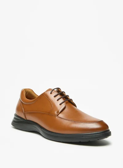 لو كونفورت Men's Solid Derby Shoes with Lace-Up Closure