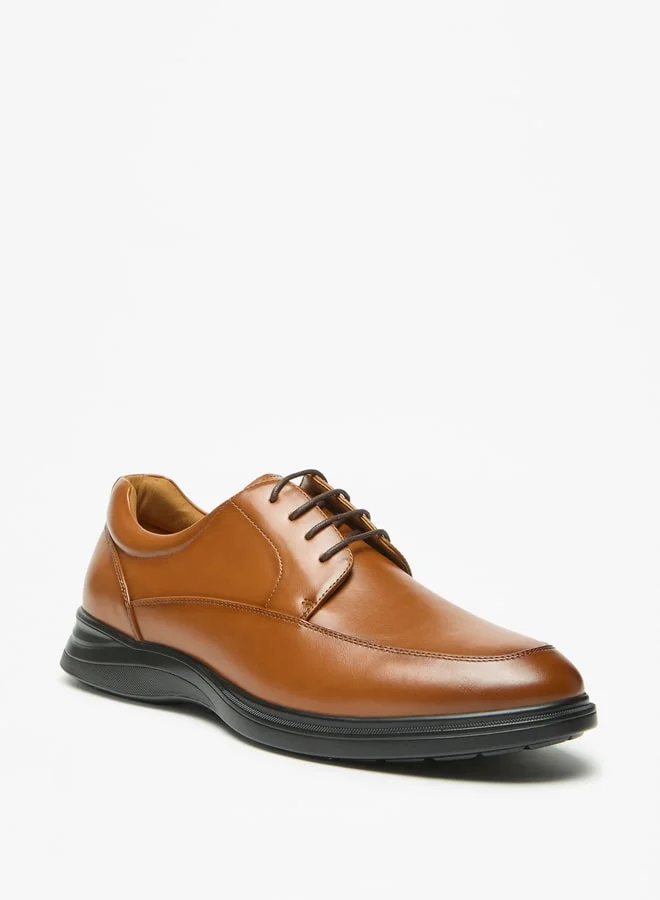 لو كونفورت Men's Solid Derby Shoes with Lace-Up Closure