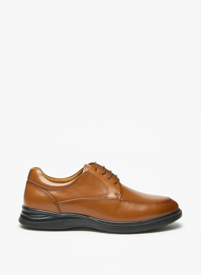 لو كونفورت Men's Solid Derby Shoes with Lace-Up Closure