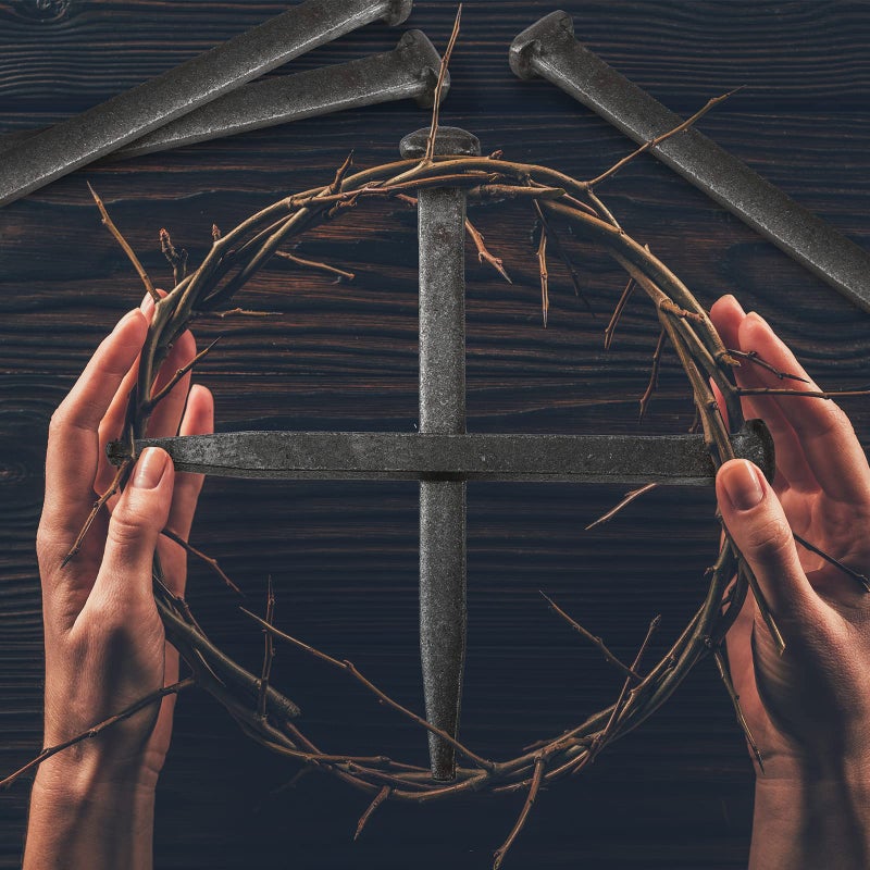 Sosation 6 Pcs Crucifix Iron Nails Passion of Jesus Christ Crucifixion Nails Metal Steel Replica Crucifixion Tack Roman Flat Head Tack for Church Christian Home Christmas Easter (6 Inch) - Image 4