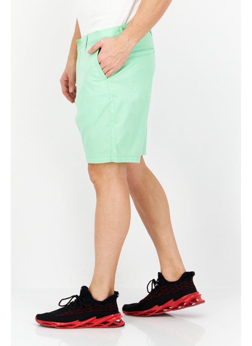 Levi's - Men Solid Chino Short, Lime Green - Image 1