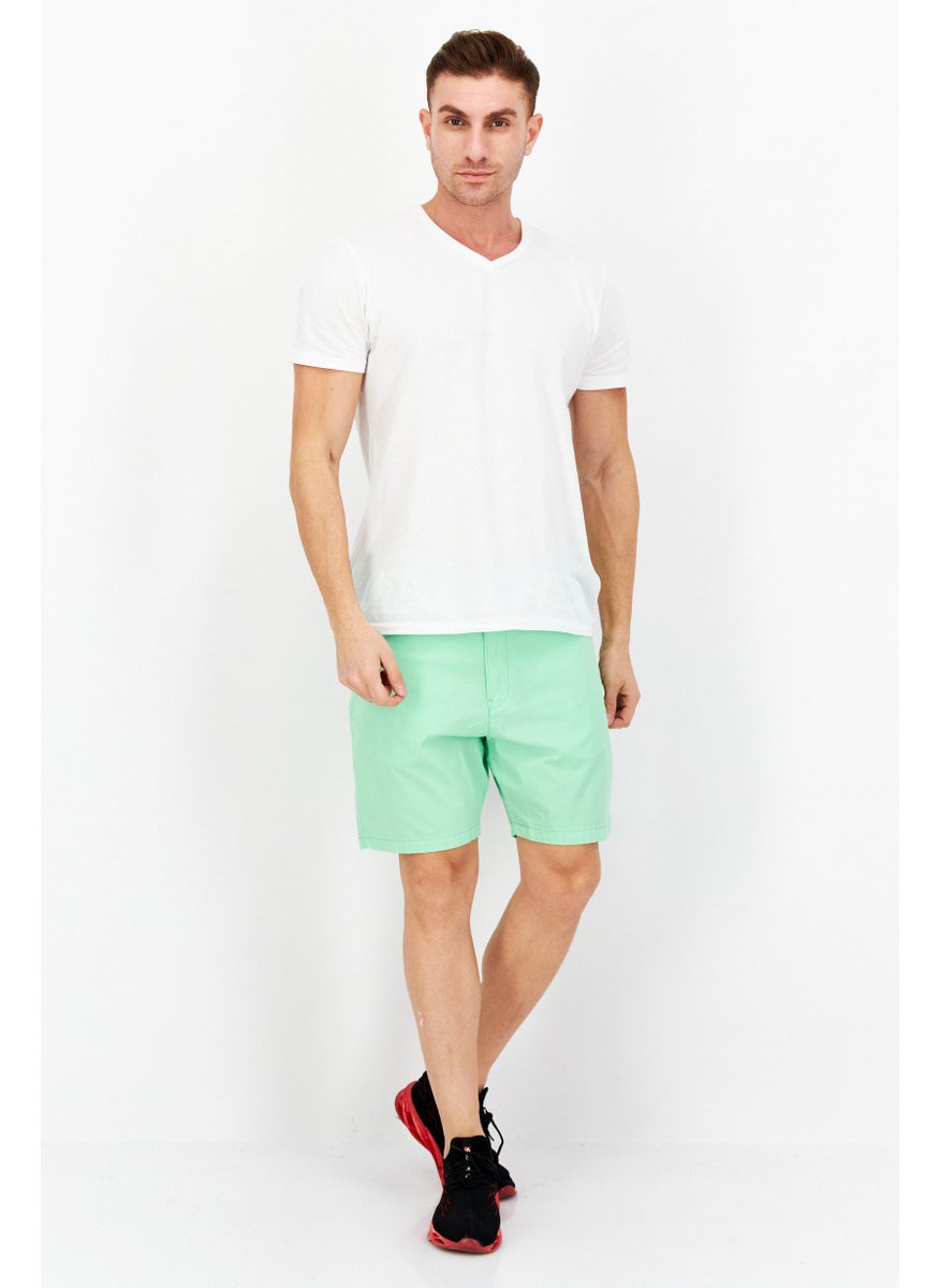 Levi's - Men Solid Chino Short, Lime Green - Image 1