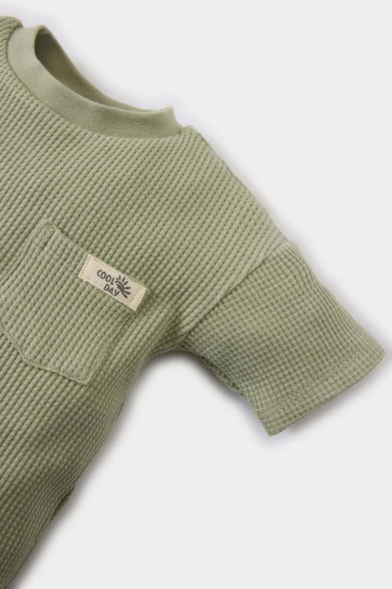 ديفاكتو Baby Boy Regular Fit Crew Neck Waffle T-Shirt
