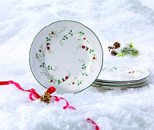Pfaltzgraff Winterberry Salad Plates (8-Inch, Set Of 4), Green - Image 5