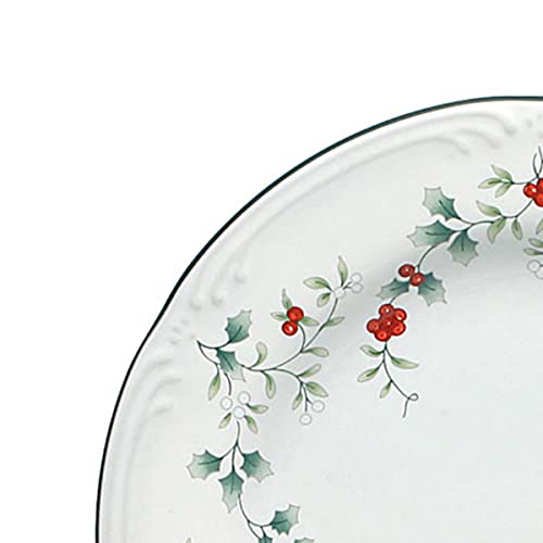 Pfaltzgraff Winterberry Salad Plates (8-Inch, Set Of 4), Green - Image 3