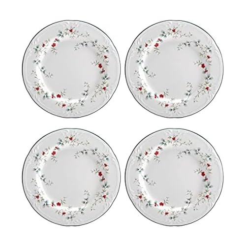 Pfaltzgraff Winterberry Salad Plates (8-Inch, Set Of 4), Green - Image 1