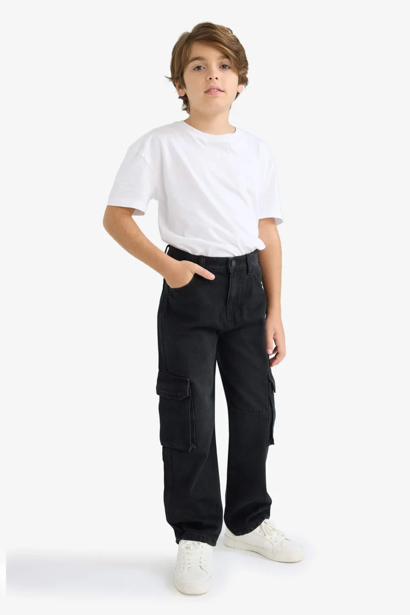 ديفاكتو Boy Cargo Fit Straight Leg Jeans
