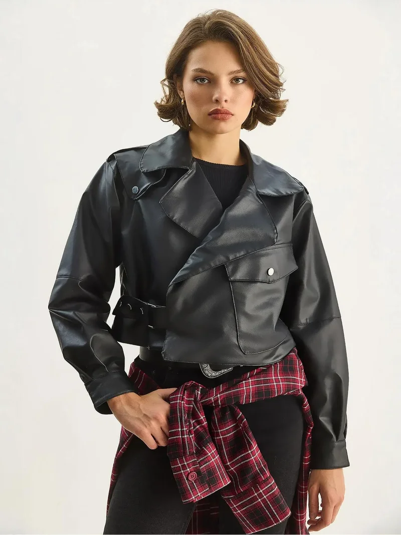 بيانكو لوتشي جاكيت قصير من الجلد الصناعي واسع من لوتشي