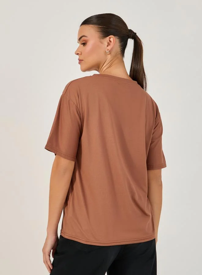 Styli Knitted Short Sleeve V Neck Plain Regular T-Shirt