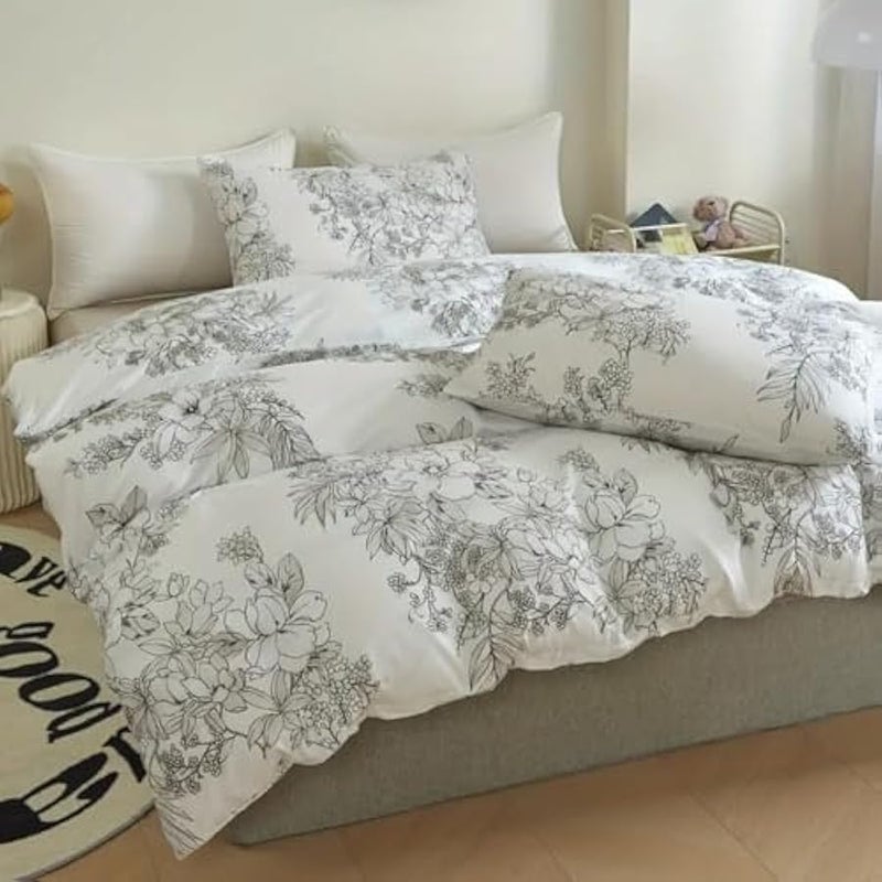 Loquat King size 6 piece floral bedding set in black and white vintage style. - Image 3