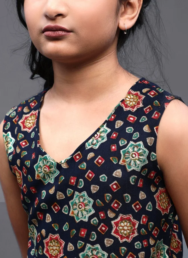 AKS Ethnic Motifs Printed Kurta Set for Girls