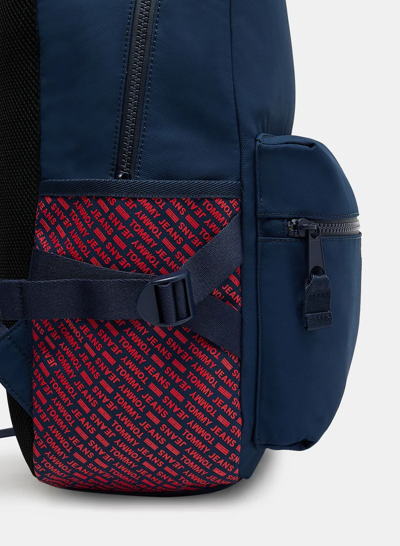 TOMMY JEANS Essential Logo Backpack