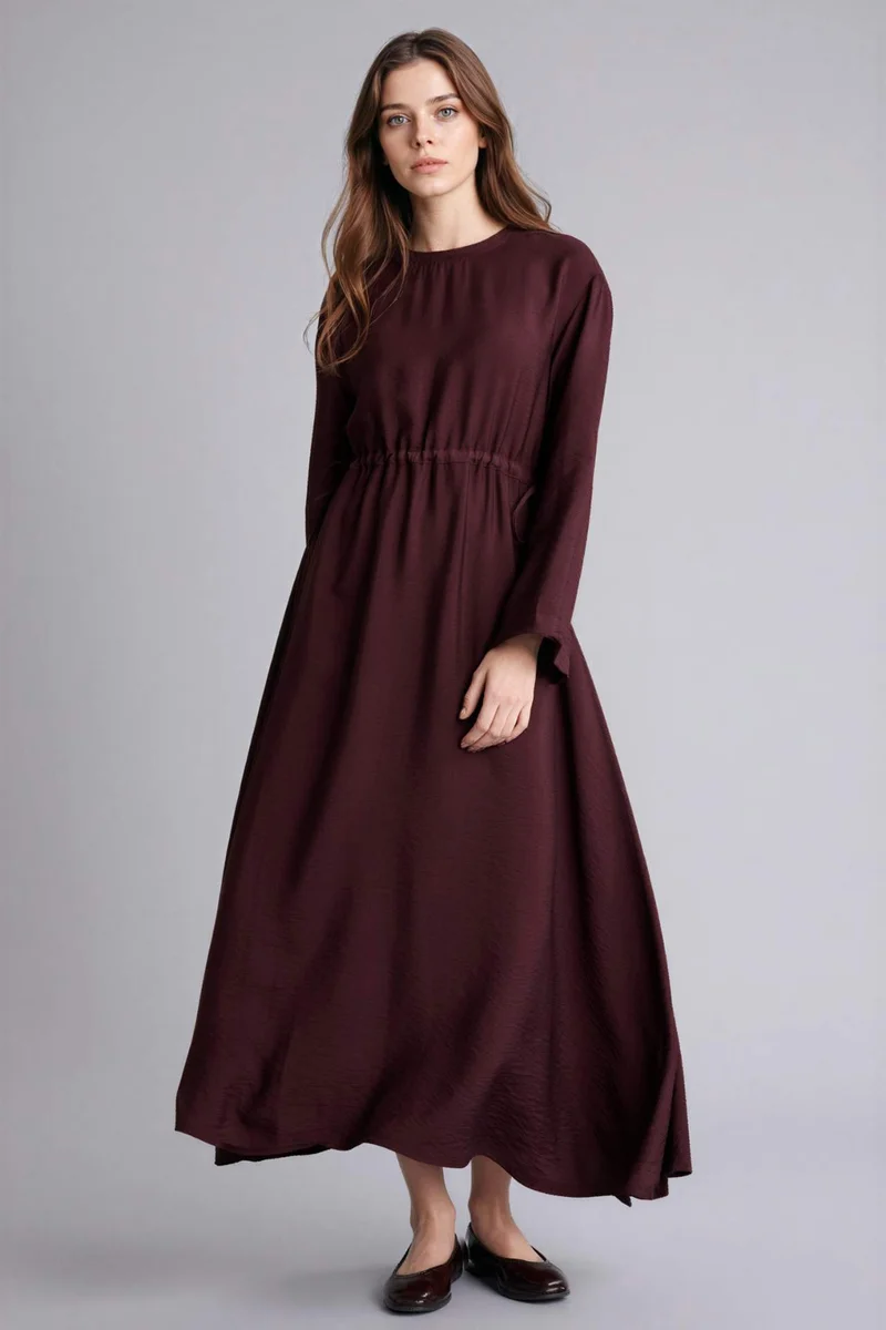 ديفاكتو Crew Neck Dress